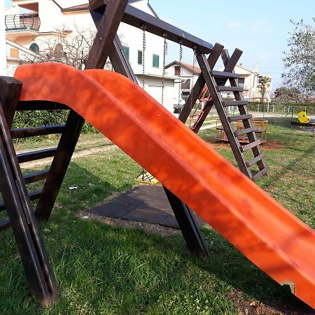 Apartmani Lina Umag Exterior foto