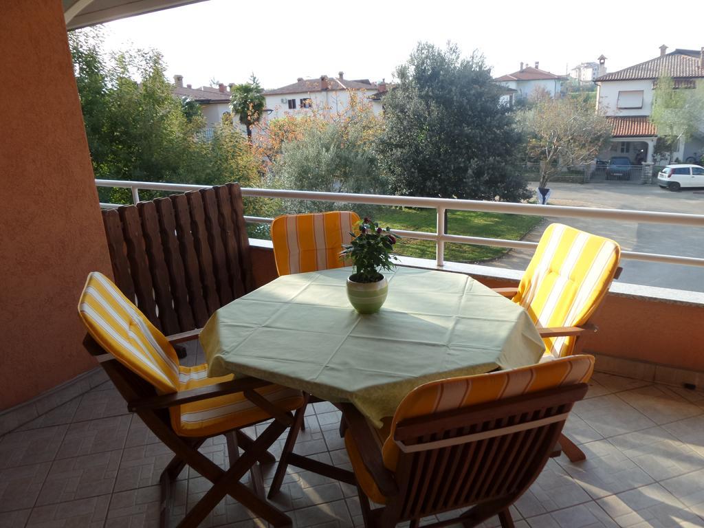 Apartmani Lina Umag Exterior foto