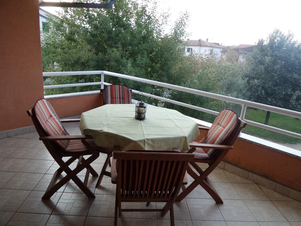 Apartmani Lina Umag Exterior foto