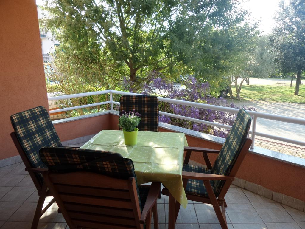 Apartmani Lina Umag Exterior foto