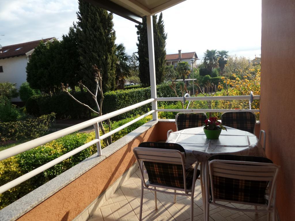Apartmani Lina Umag Exterior foto